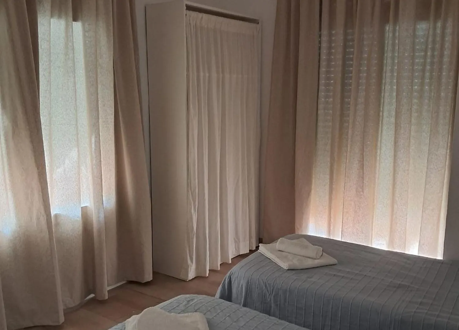 Penzion Hostal Casa Torrent Canet De Mar